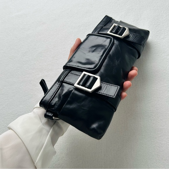 Kenneth Cole New York Handbags - Kenneth Cole Leather Clutch